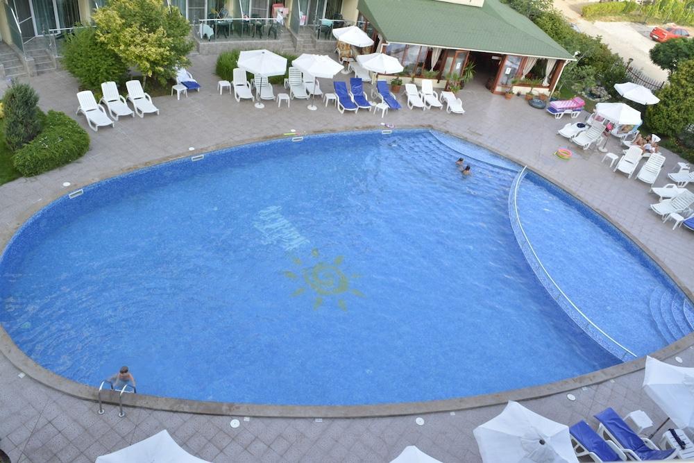 Julia Family Apartments Sunny Beach Exterior foto