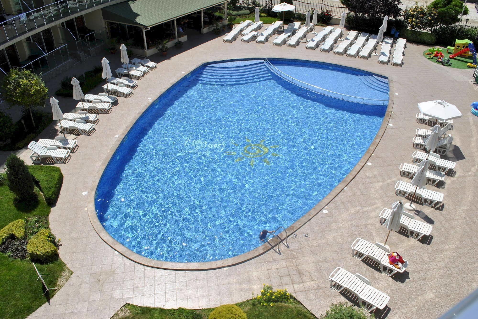 Julia Family Apartments Sunny Beach Exterior foto