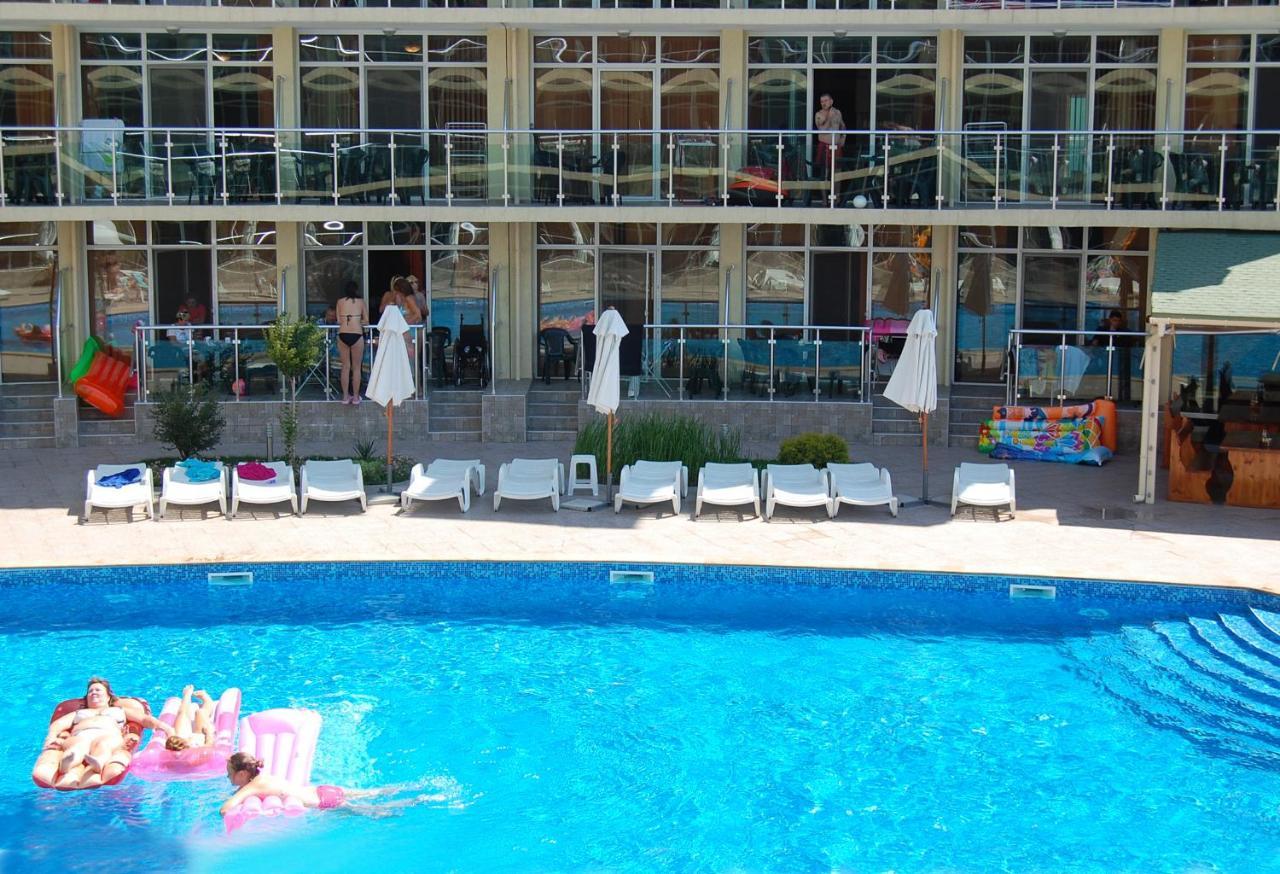 Julia Family Apartments Sunny Beach Exterior foto